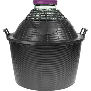 Damižon za vino 34 L s širokim vratom v plastični košari.