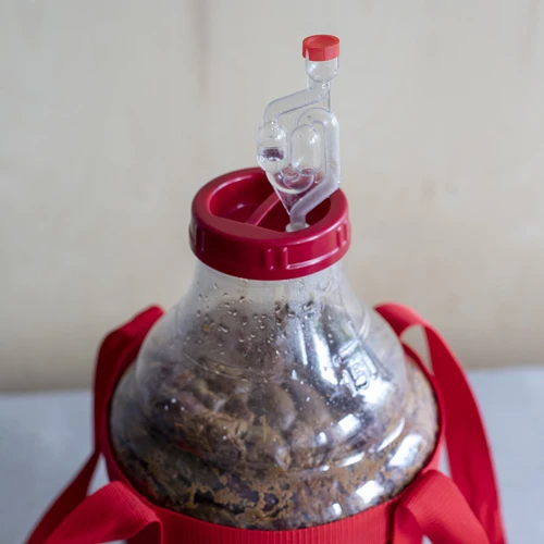 Damižana za vino, lahka, nelomljiva, z nosilnimi trakovi, 10 l - 14