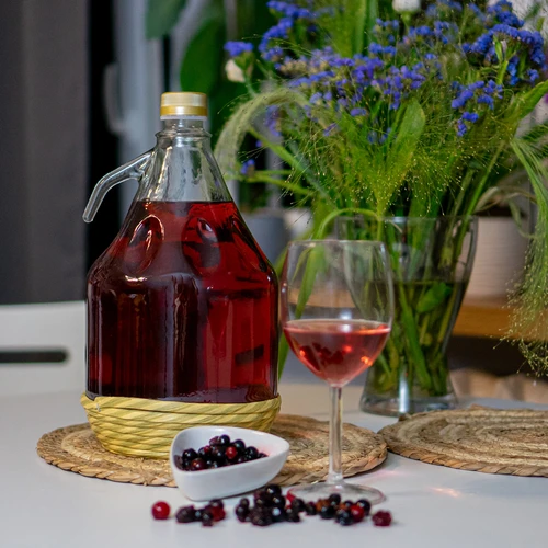 Demižon Dama 3 l v opletu, z navojnim zamaškom - 3