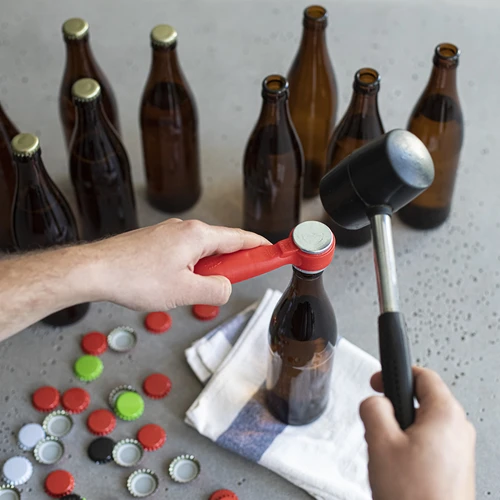 Kladivni zapiralec kronskih zamaškov - 5