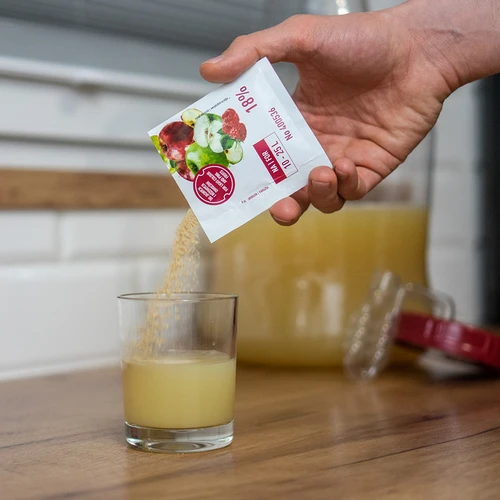 Kvasovke Bayanus + hranilo - bela in rosé vina - 6