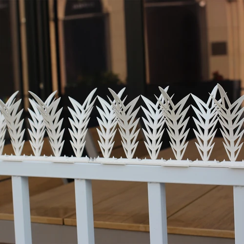 Letvice s konicami za odganjanje ptic, okrasne, bele - iz plastike, 6 kosov - 10