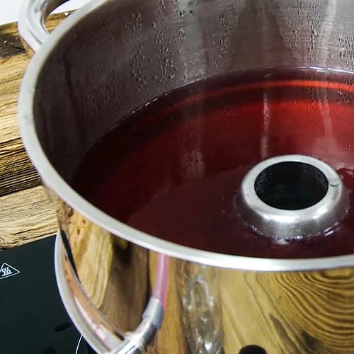 Nerjaveče sokovnik 8 L - 14