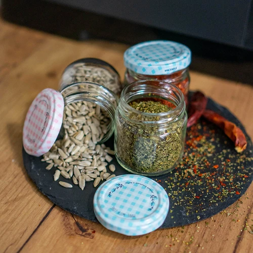 Pokrovček fi 43 karirast - 10 kos. - 13