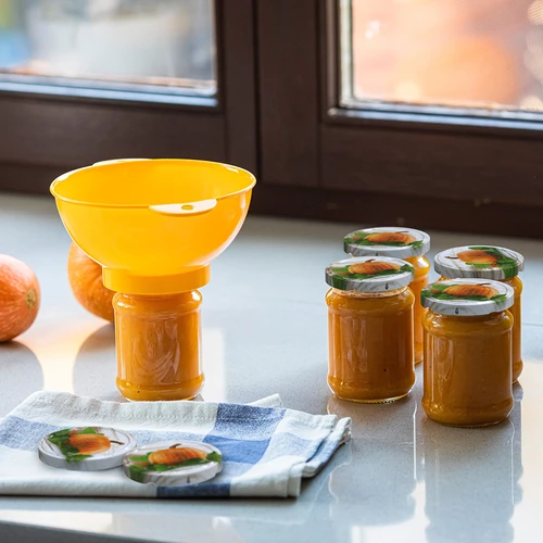 Pokrovček fi 66/4 - fotografije zelenjave - 10 kos. - 17