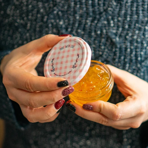 Pokrovček fi 66, karirast - 10 kos. - 15