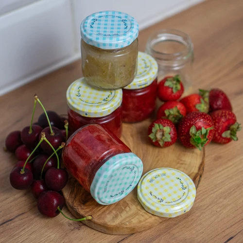 Pokrovček fi 66, karirast - 10 kos. - 13