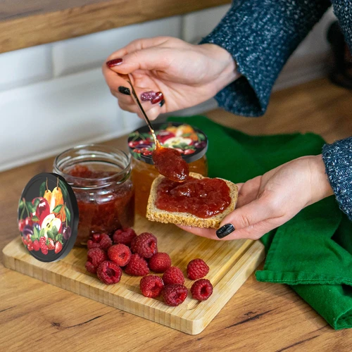 Pokrovček fi 82/6 sadje na črnem ozadju – 10 kos. - 5