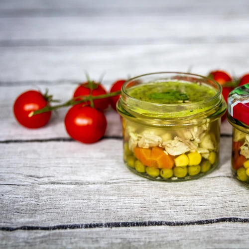 Raven kozarec 235 ml (fi82) z bordo pokrovčkom, 6 kosov. - 6