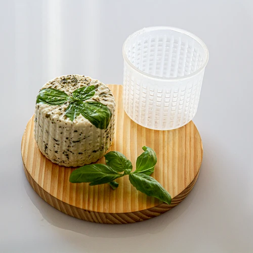 Sirarski model okrogel Ø 8,4 x 7,4 cm za 250 g - 2