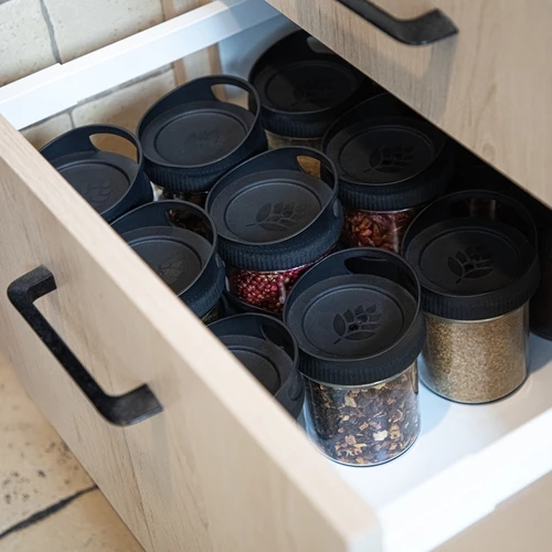 Steklena posoda 350 ml, s pokrovčkom za obešanje - 8