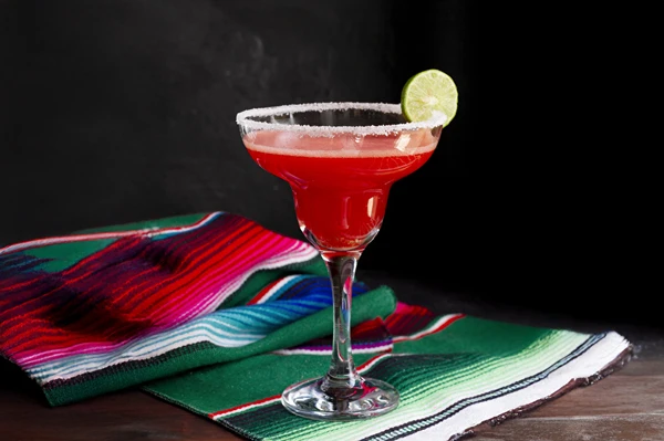 Jagodna margarita – sadni koktajl
