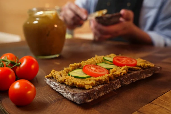 Vege pašteta iz leče in buče iz šunkovarja