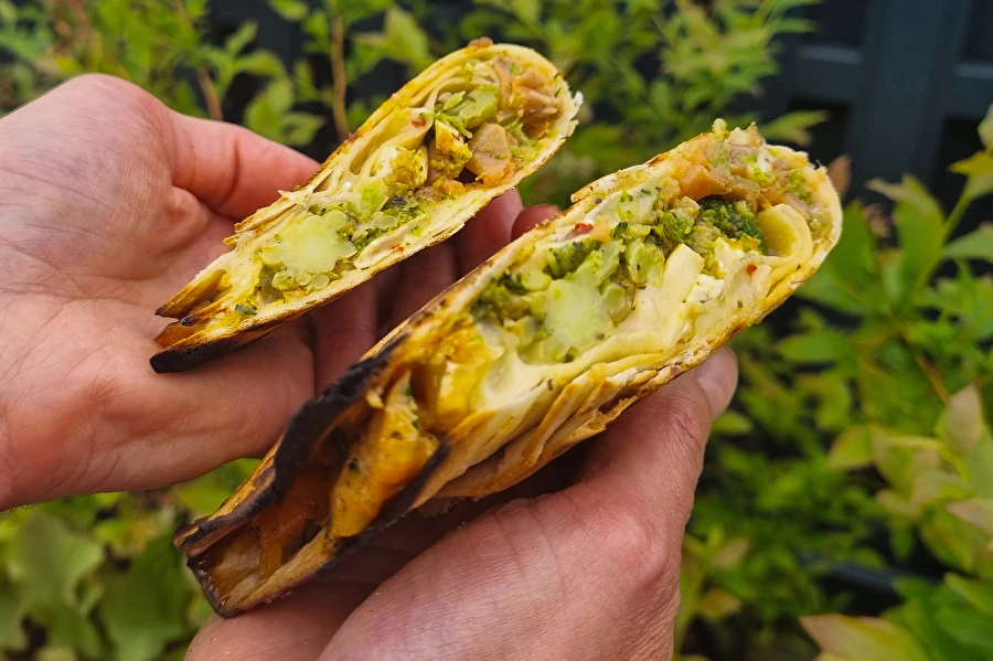 Browin Przepiśnik - Grilirane tortilje z dimljenim lososom in brokolijem