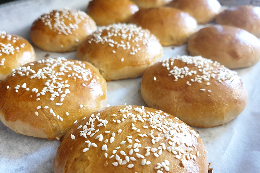 Browin Przepiśnik - Recepti naših strank: Žemljice za burgerje